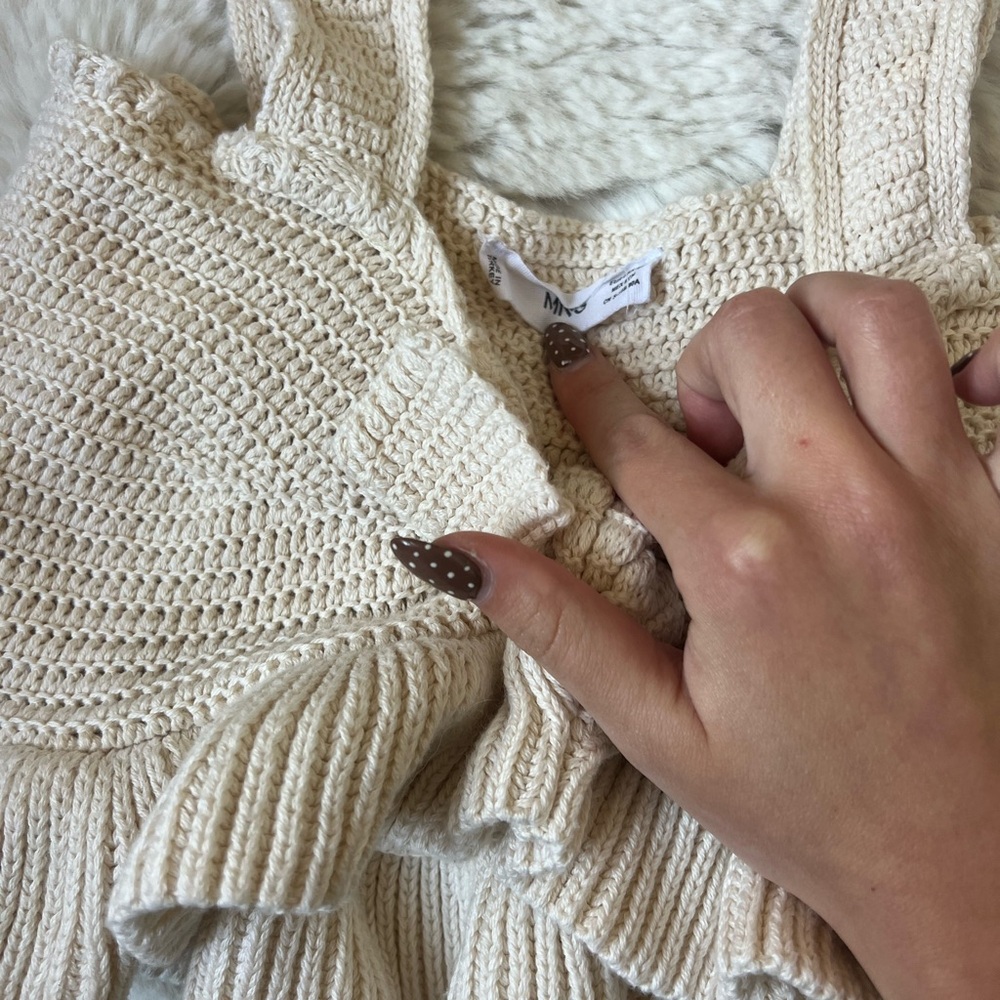 Cream Knit Ruffle Crop Top - Picture 3 of 3